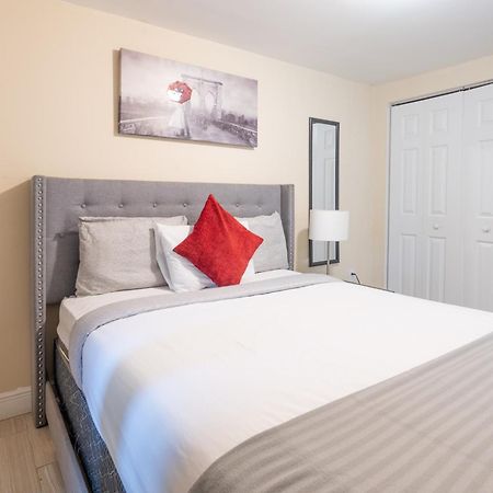 Cozy Private Apts In Hollywood By Hard Rock Casino! Exterior photo