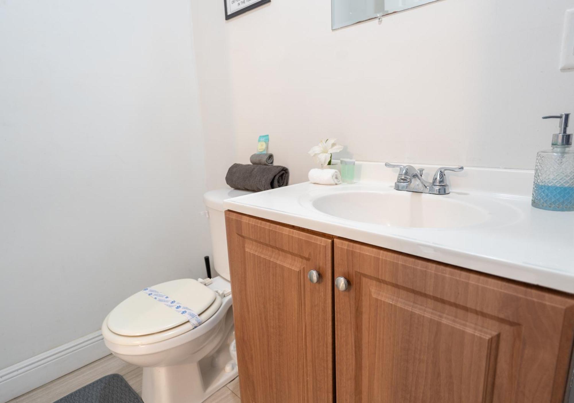 Cozy Private Apts In Hollywood By Hard Rock Casino! Exterior photo