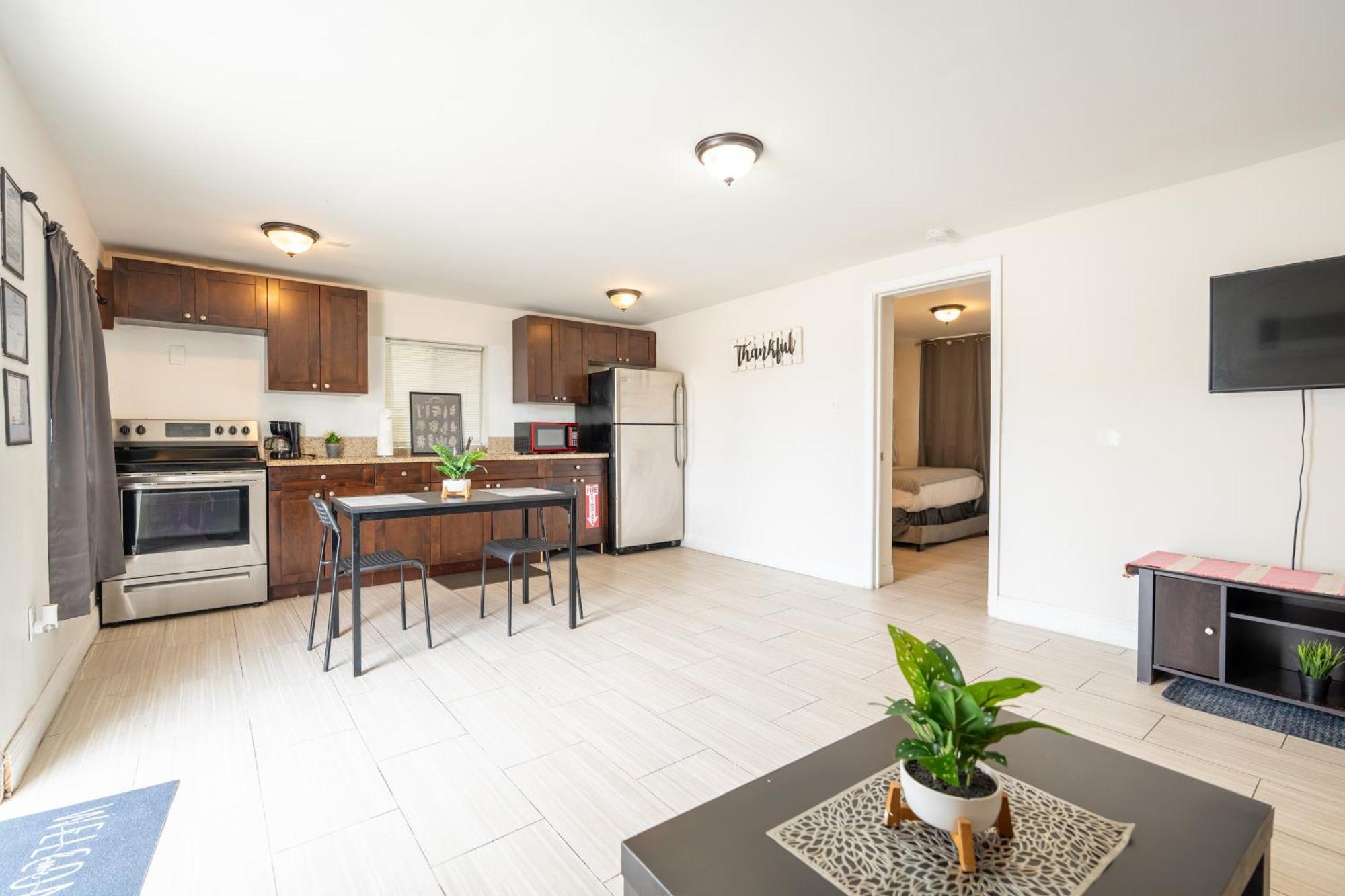 Cozy Private Apts In Hollywood By Hard Rock Casino! Exterior photo